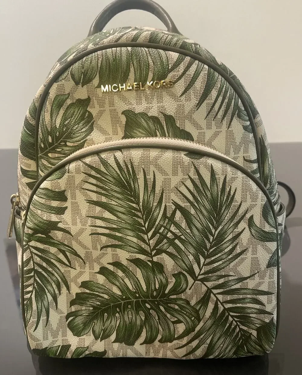 NWT Michael Kors Leather Abbey Vanilla Olive MK Logo Palm Leaf Backpack Rare